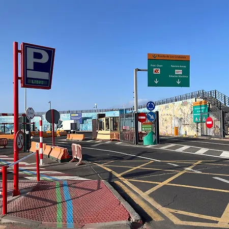 Edificio Gloria Los Cristianos (Tenerife)