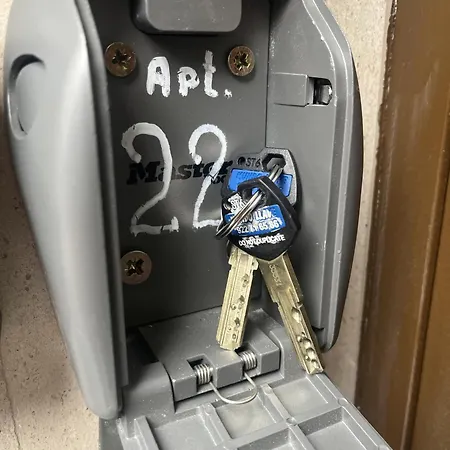 Edificio Gloria Apartment *