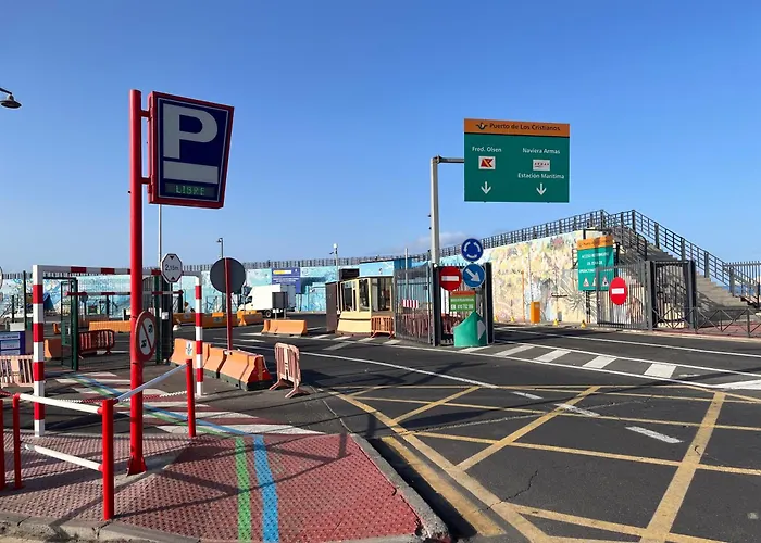 Edificio Gloria Los Cristianos (Tenerife)