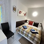 Edificio Gloria Apartman