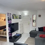 Edificio Gloria Apartman Los Cristianos